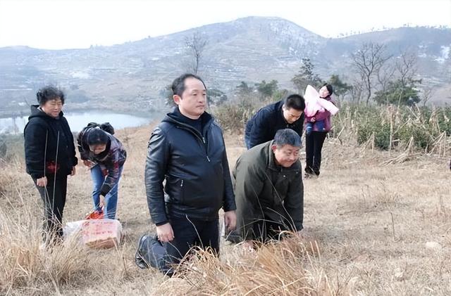 抗日名将孙立人，棺椁35年未入土 ，儿子九三阅兵后提迁葬