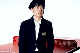 国乒新情报：4月29日，王曼昱星夜抵成都，孙颖莎早就打过红球台图片