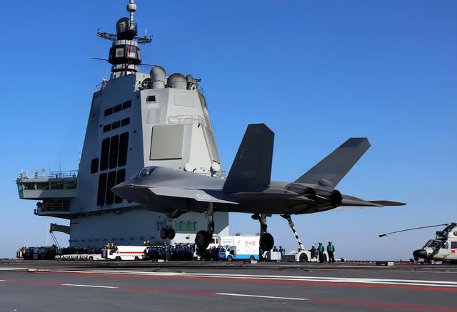 日本自卫队下战书，重兵云集台海附近	，美国终发声，立场不出所料