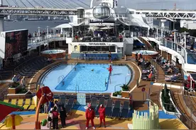 海洋光谱号这次损失惨重图片