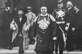 1909年载洵出访欧洲，意气风发，买买买！图片