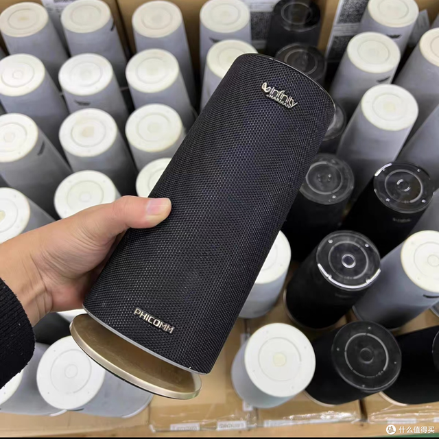 10万箱货高端音箱流入二手市场，价格50元起，燕飞利仕哈曼的喇叭