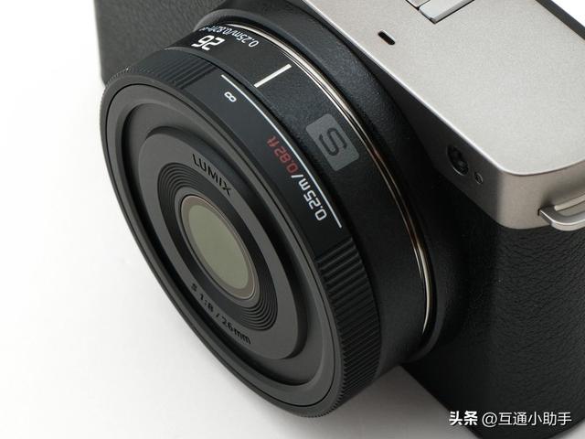 小巧轻便28mm镜头推荐——松下 LUMIX S 26mm F8