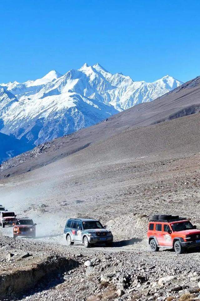 签证零压力！2026年自驾中亚，32天连穿五个斯坦国，一路惊喜连连