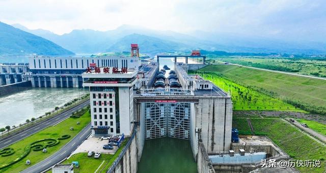 闸门比三峡高10.5米！广西砸357亿建大藤峡大坝，值得吗？