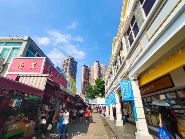 深圳这条街,曾经挤破头都难进入,现在扫码就进却为何没人去了?