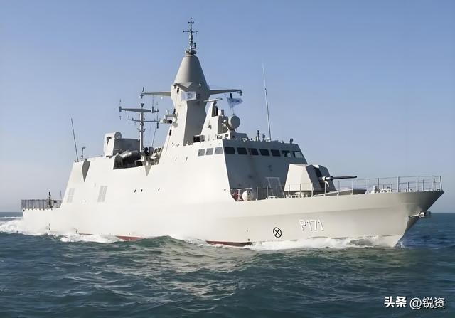 中国精锐编队逼近澳大利亚？万吨战舰护航！实力展现中方底气