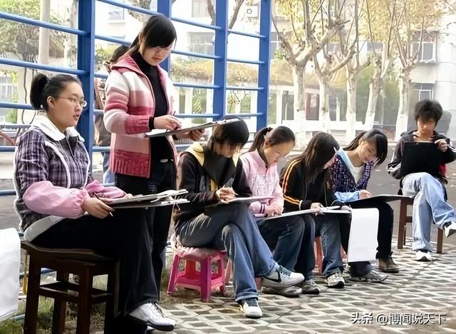 教育部扔下重磅炸弹：2026年开始	，全国一律不准再买校外商业试卷