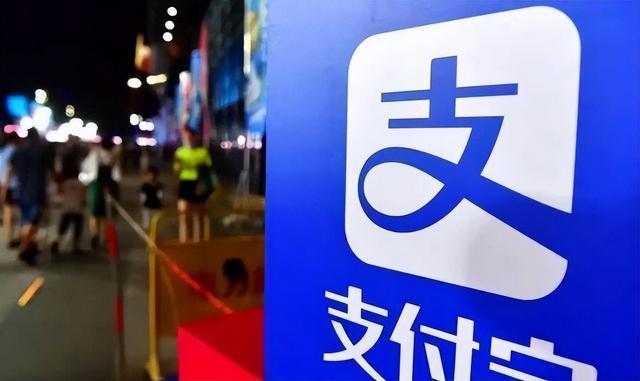 美国华人直言：中国手机扫码支付是最不智能的发明！