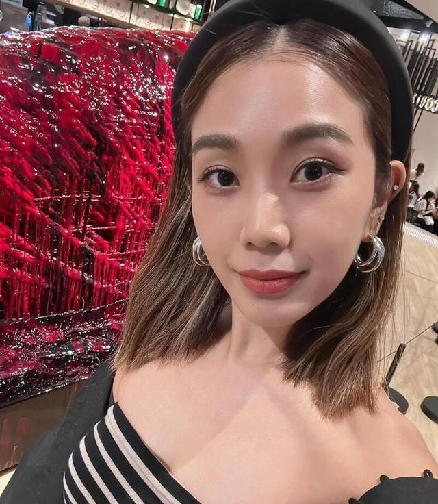 香港知名女星穿透视装庆生，好身材一览无余	，曾因失恋三度自杀