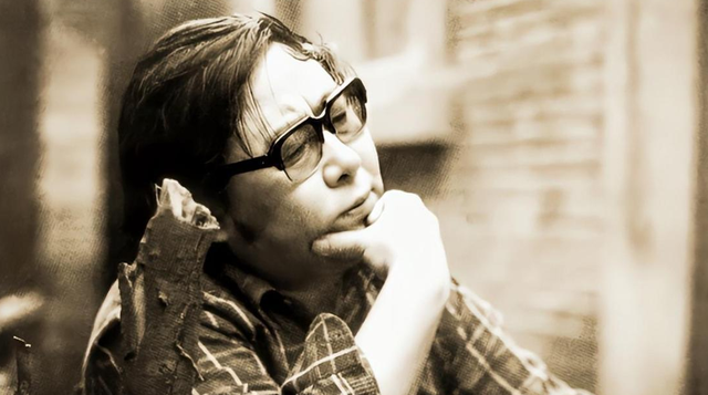 他只活了42岁，一生妻离子散，兄弟反目	，却被数亿人奉为精神导师