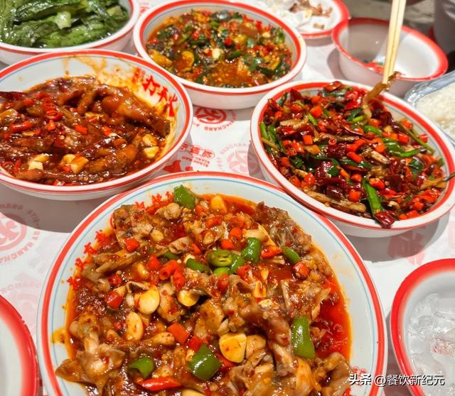 去江西旅游，发现美食前5名：南昌第5，九江第3，第1实至名归