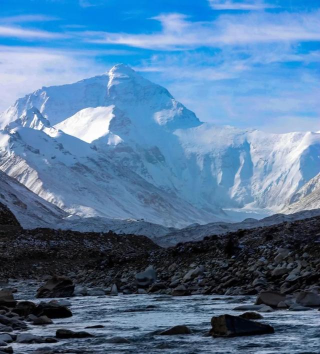 中国最美十大景点曝光！黄山仅排第三，榜首竟让神灵都“屏息”？