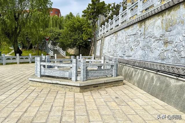 默默无闻的唐河县深藏大故事，比如这个“龟井寒泉”，就很有来历