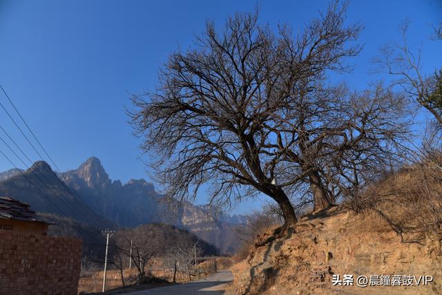 由太行屋脊俯瞰太行平湖