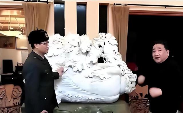 端着铁饭碗，拿着体制内工资，住北京上亿豪宅，姜昆有什么本事？