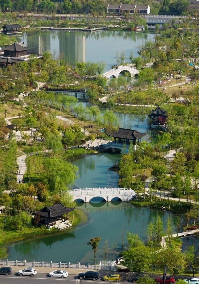 杭州发布“杭城青年爱情地图”，首批30个宝藏地点解锁城市浪漫新场景