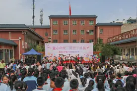 临渭区胜利小学第六届校园艺术节暨庆“六一”文艺汇演（组图）图片