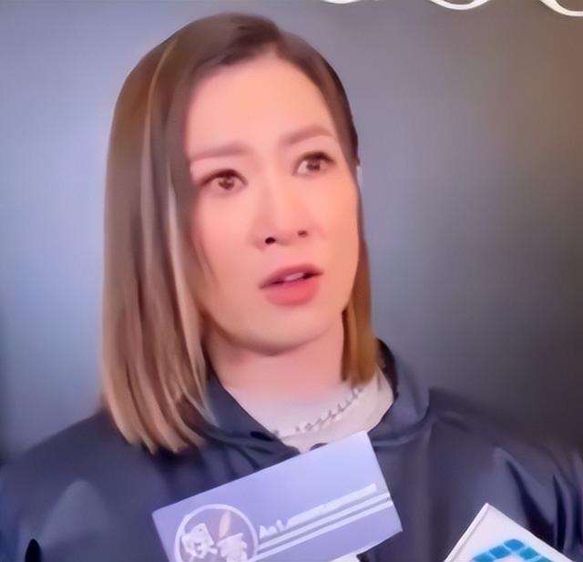 没想到，许绍雄猝然离世不到24小时，佘诗曼竟因一个举动口碑暴涨