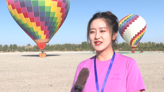 敦煌：热气球、沙漠越野体验成为国庆旅游打卡热点