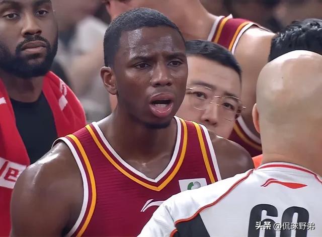 事情闹大!CBA对山西球迷吐口水开出罚单!结果要北京首钢来买单