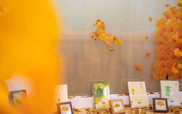 打卡杏香书境，顺德图书馆举办“一叶知书·文杏映福”主题阅读节