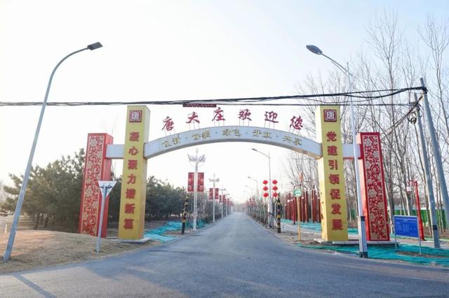 10国非洲媒体人来北京市通州区台湖镇打卡啦！