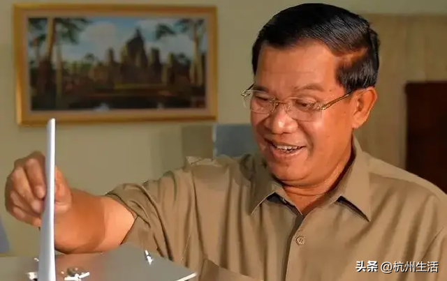 泰国发现情况不对，第三国势力进场帮柬埔寨？泰军用中文发表声明