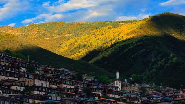 如果有时间，走一次川西顶级路线，1次深度体验胜过10次旅游！