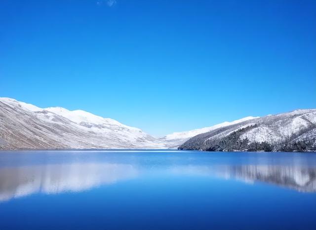 逃离钢铁森林！川西冬季冰雪秘境全攻略，治愈灵魂的终极指南