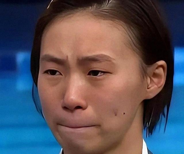 全运会摘金一月后 陈芋汐接受采访，句句不提全红婵 句句都是全红婵