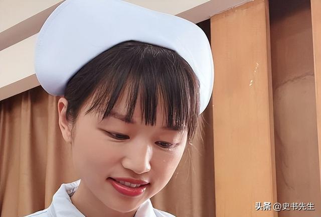 “最快女护士	”再起风波！本人账号清空，官媒发声，白岩松被牵连