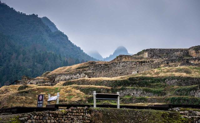 想玩点不一样，这个冬天，让我们去湘西过大年！