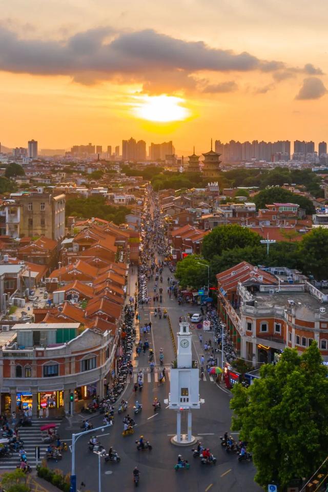 又一座“世界美食之都”，比广东还猛！国内旅游最不该错过的城市