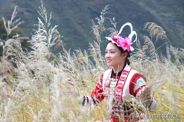 初冬，与白马山寨共赴一场诗意之约