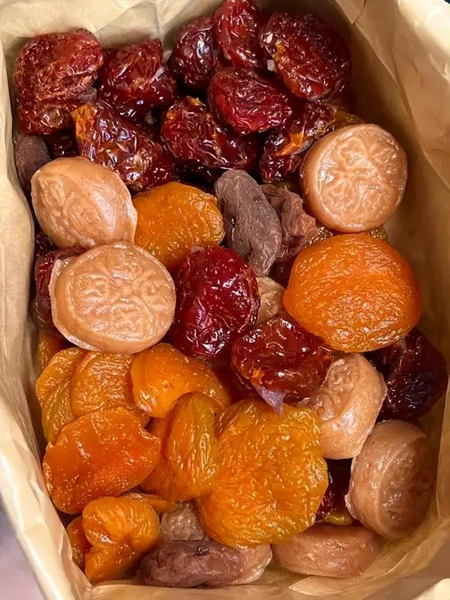 央视曝光！真别再吃了，头皮发麻！市监局通报40批食品抽检不合格