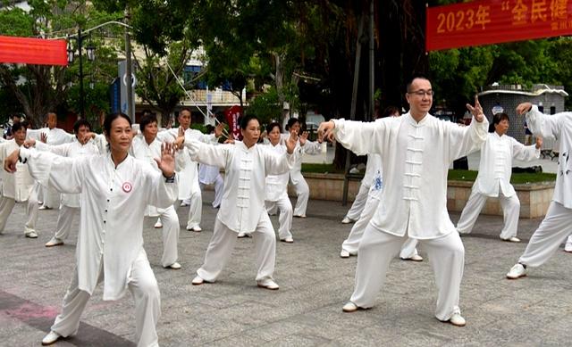 提醒：千万注意，公园练太极拳的这一种人！