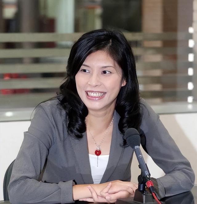 郑丽文赴大陆前，国台办先送2句话，洪秀柱已行动，两岸共谋统一