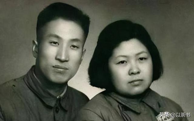 原来马未都妻子是她，怪不得做啥都能来财，真是娶一个贤妻旺三代