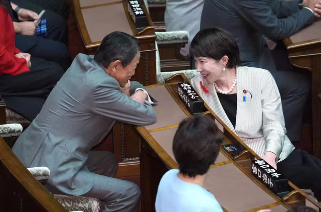 日本“执政联盟”宣布解体，高市早苗的后台全烂了