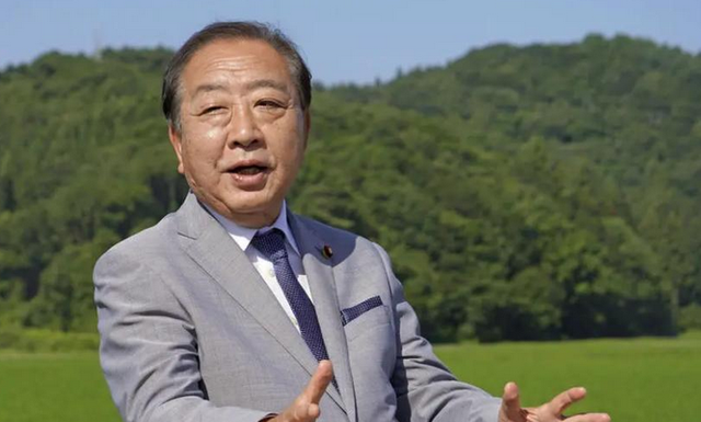 日本赌输了，经济首次萎缩，高市派人访华求和，该轮到中国出牌了