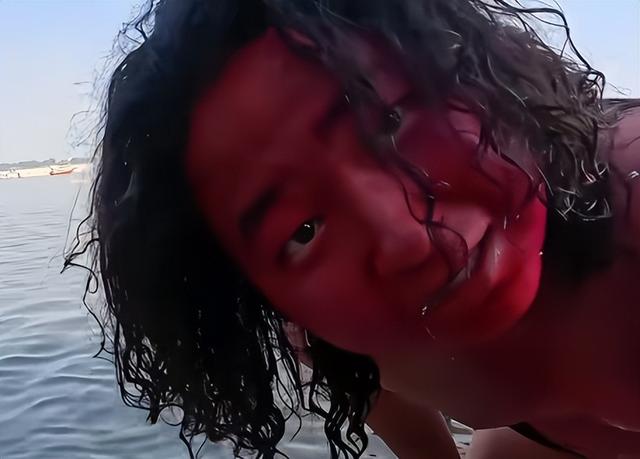 韩国小伙在印度挑战女装出行，想要看是否会有危险，结果直接被骗