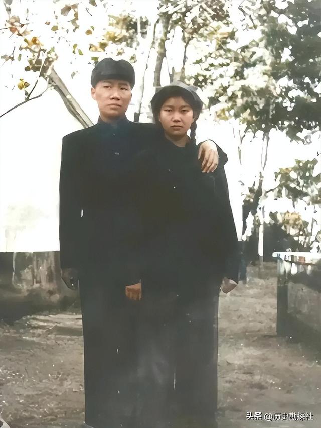 刘思齐有多美？1949年的一张留影	，那年她19岁气质非凡！