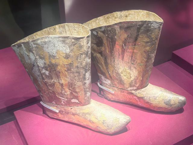 通辽没看到原来在内蒙古博物院，镇馆之宝陈国公主金面罩长啥样？