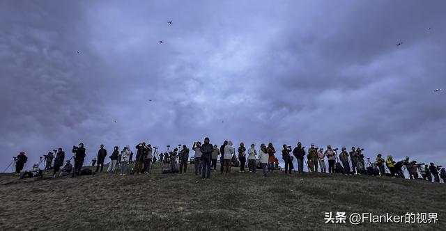 坝上寻秋续：一场穿越乌兰布统彩林的漫记