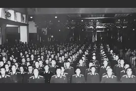 1939年主力军撤退时，留下36名伤员重新拉队伍，最后发展成1个军图片