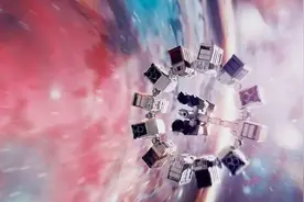 拳打星战，脚踢2001太空漫游？《星际穿越》是最好的科幻片吗图片