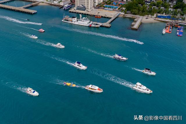 海南三亚：乘游艇 感受海洋风光