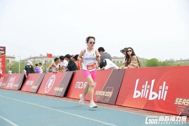 北京航空航天大学：从减肥30斤到800米纪录，她跑出热辣滚烫！