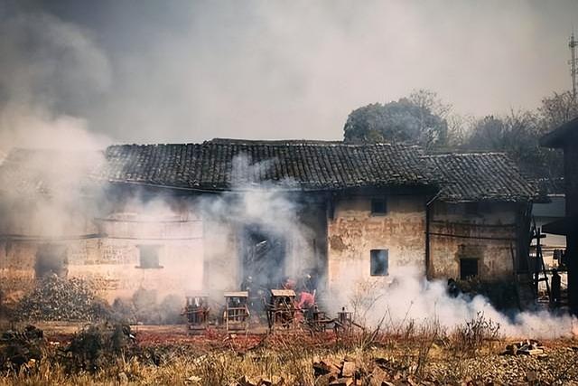 今年除夕是大年二十九！2026年有闰正月，会过两个春节吗？